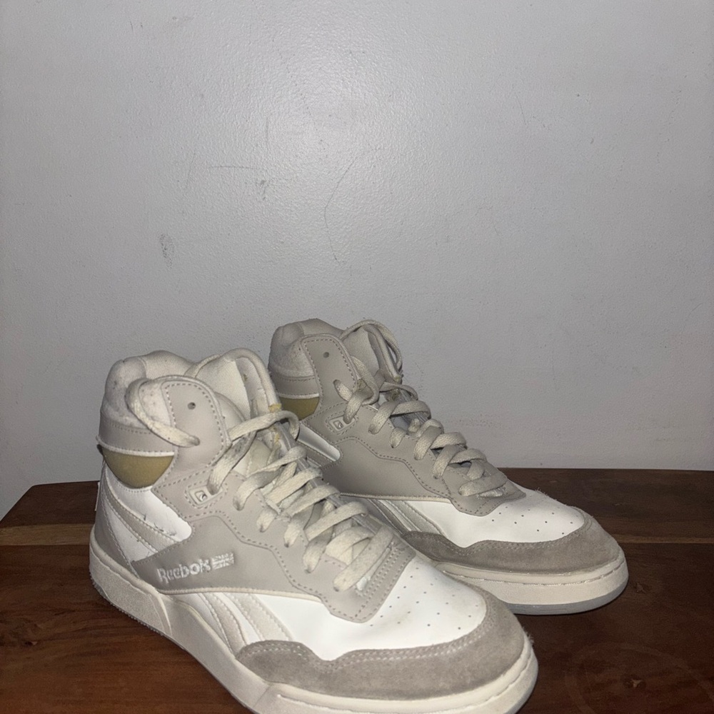 Reebok High-Top Sneakers (8.5 women's)